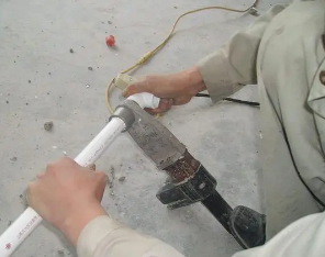 红安漏水维修电话